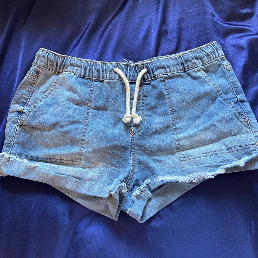 Jean scrunched shorts